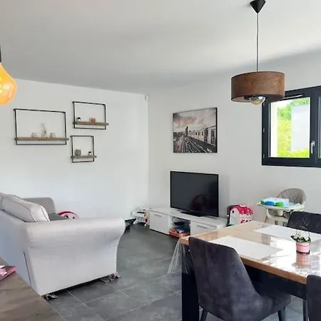Charmante Petite Maison Au Coeur De